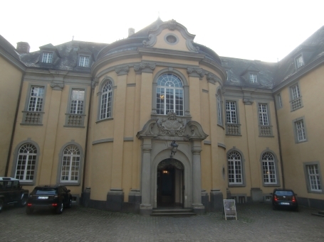 Jüchen-Damm : Schloss Dyck, Innenhof der Hochburg ( Herrenhaus )